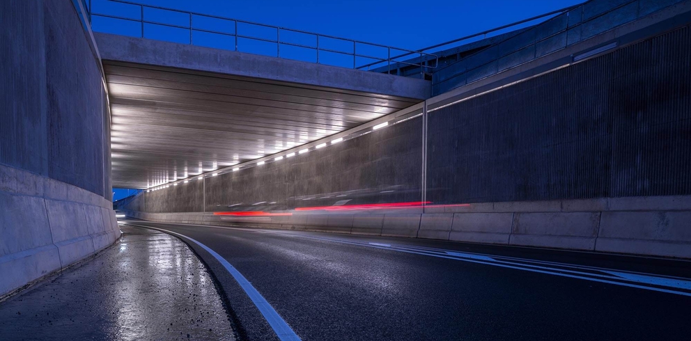 Lightronics PLUTEGO armatuur in een fietstunnel Lightronics PLUTEGO armatuur in een fietstunnel