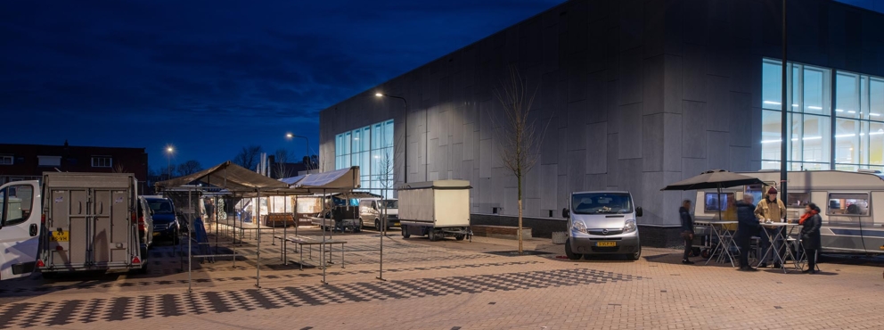 Lightronics BURAN PLUS armaturen op het marktplein aan de Piet Heinlaan in Katwijk